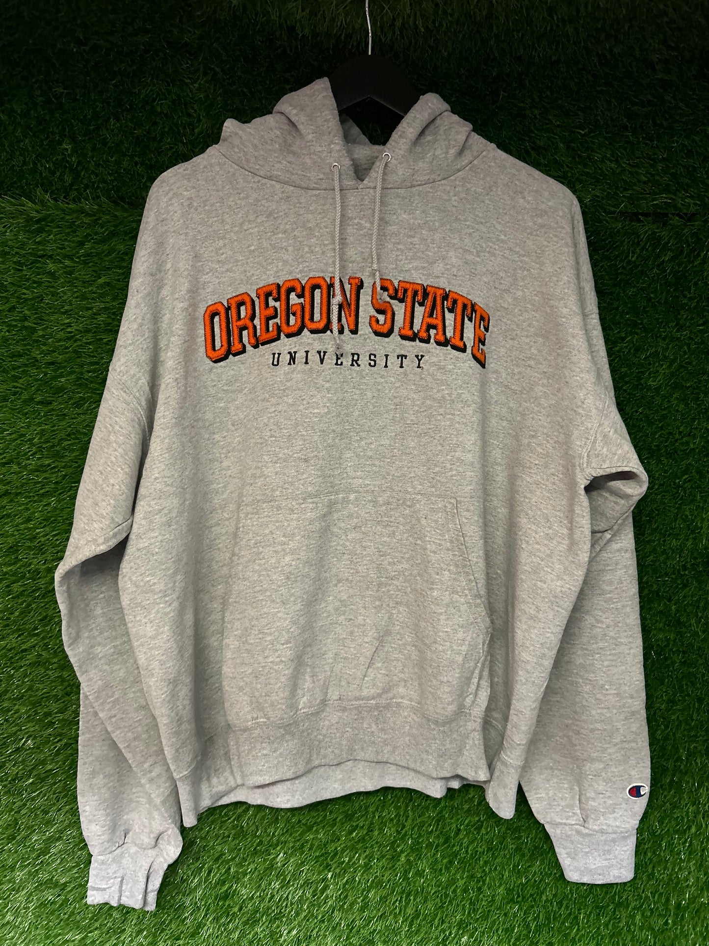 Champion Oregon State Hoodie XL sitter som L